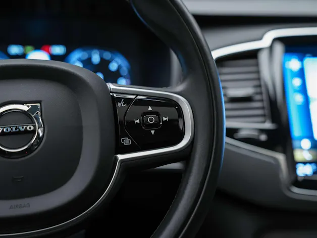 VOLVO XC90 B5 Diesel Mild Hybrid AWD Inscription Geartronic *7 Plätzer*Sitzbelüftung*Lenkradheizung*AHK*
