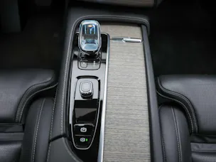 VOLVO XC90 B5 Diesel Mild Hybrid AWD Inscription Geartronic *7 Plätzer*Sitzbelüftung*Lenkradheizung*AHK*