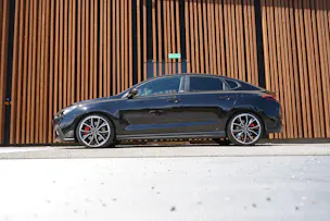 HYUNDAI i30 FASTBACK N 2.0 T-GDi l 275 PS