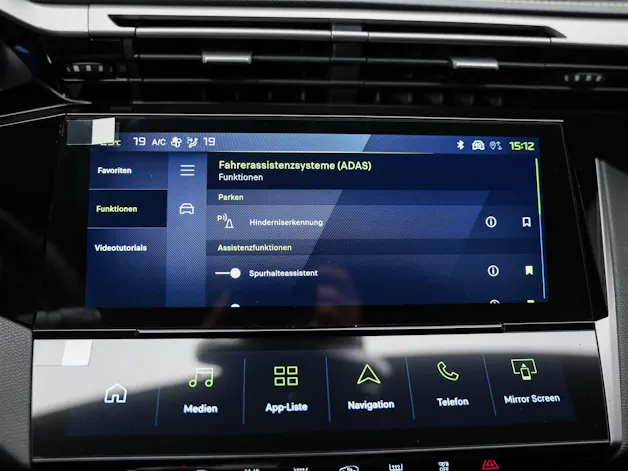 PEUGEOT 308 1.2 HEV 145 GT *Werksgarantie*Abstandsregler*