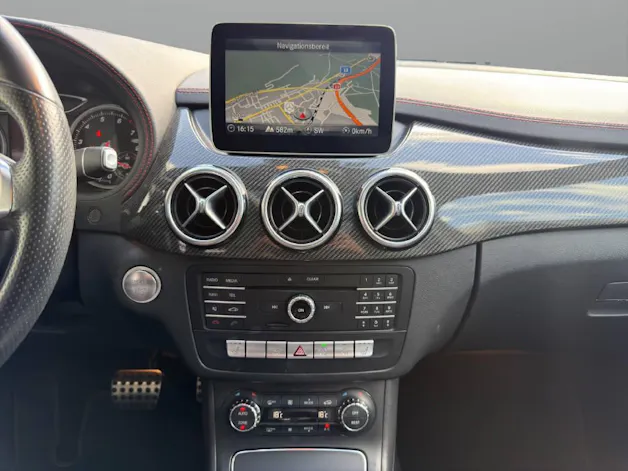 MERCEDES-BENZ B 220 AMG Line 4m