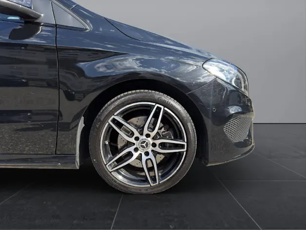 MERCEDES-BENZ B 220 AMG Line 4m
