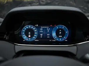 Land Rover Range Rover Evoque R-Dynamic D 200 MHEV SE AT9 *Facelift*Werksgarantie*Panorama*