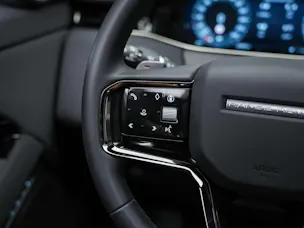 Land Rover Range Rover Evoque R-Dynamic D 200 MHEV SE AT9 *Facelift*Werksgarantie*Panorama*
