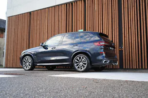 BMW X5 xDRIVE 48V 30d M SPORT STEPTRONIC l 286 PS
