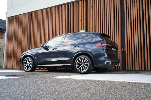 BMW X5 xDRIVE 48V 30d M SPORT STEPTRONIC l 286 PS