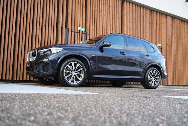 BMW X5 xDRIVE 48V 30d M SPORT STEPTRONIC l 286 PS