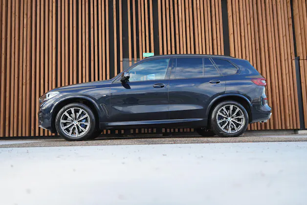 BMW X5 xDRIVE 48V 30d M SPORT STEPTRONIC l 286 PS