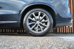 BMW X5 xDRIVE 48V 30d M SPORT STEPTRONIC l 286 PS