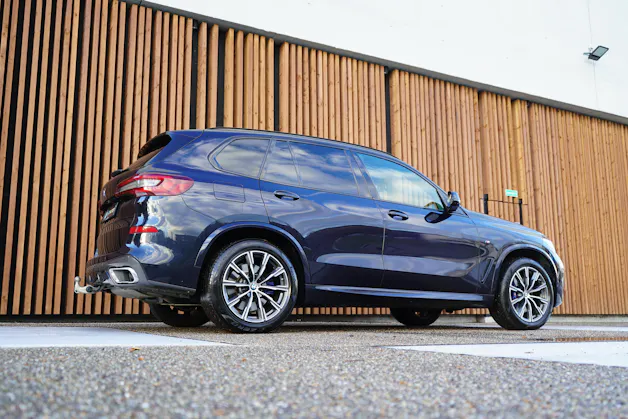 BMW X5 xDRIVE 48V 30d M SPORT STEPTRONIC l 286 PS
