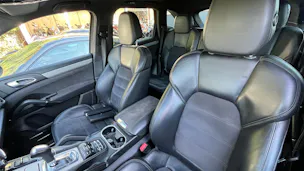 PORSCHE Cayenne GTS
