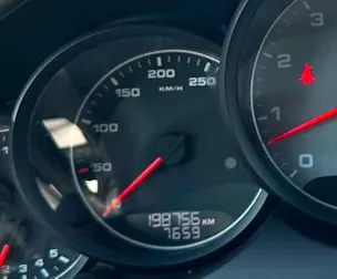 PORSCHE Cayenne GTS