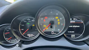 PORSCHE Cayenne GTS