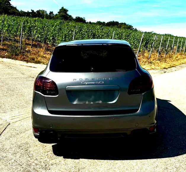 PORSCHE Cayenne GTS