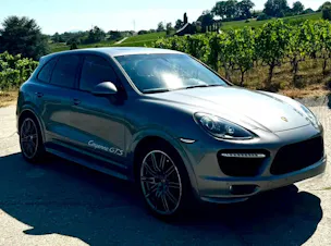 PORSCHE Cayenne GTS