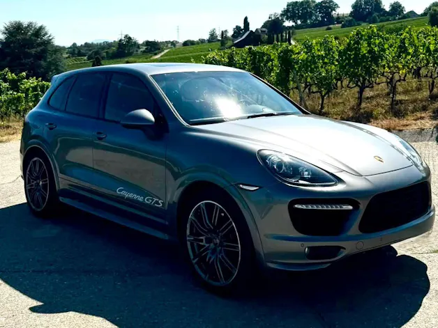 PORSCHE Cayenne GTS