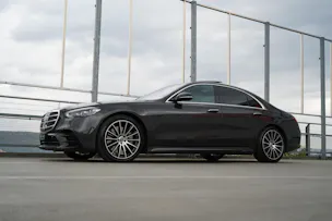 MERCEDES-BENZ S 500 4MATIC AMG LINE NIGHT 9G-TRONIC l 435 PS