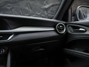 ALFA ROMEO Stelvio 2.2 JTDM Sprint Q4 AT8 *Assistenten*Sitzheizung*Lenkradheizung*