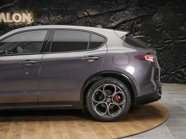 ALFA ROMEO Stelvio 2.2 JTDM Sprint Q4 AT8 *Assistenten*Sitzheizung*Lenkradheizung*