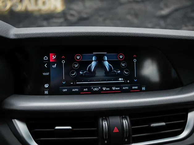 ALFA ROMEO Stelvio 2.2 JTDM Sprint Q4 AT8 *Assistenten*Sitzheizung*Lenkradheizung*