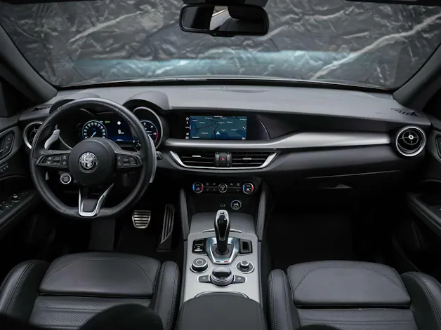 ALFA ROMEO Stelvio 2.2 JTDM Sprint Q4 AT8 *Assistenten*Sitzheizung*Lenkradheizung*