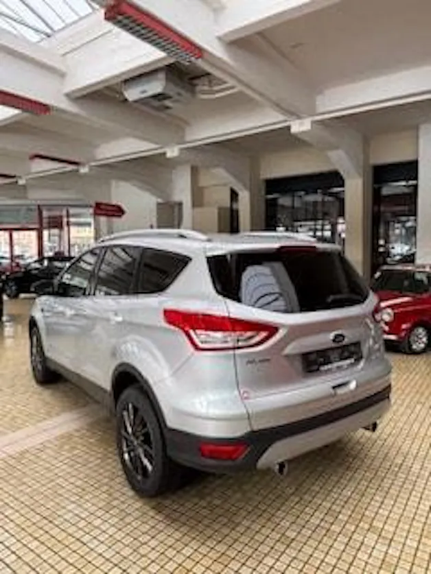 FORD Kuga 2.0 TDCi Titanium 4WD PowerShift