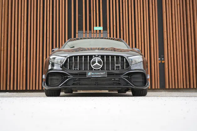 MERCEDES-BENZ A 45 S AMG 4MATIC+ SPEEDSHIFT AERO BLACK l 421 PS