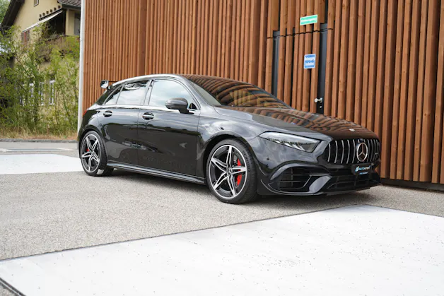 MERCEDES-BENZ A 45 S AMG 4MATIC+ SPEEDSHIFT AERO BLACK l 421 PS