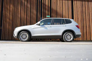 BMW X3 xDRIVE 20i STEPTRONIC l 184 PS