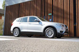 BMW X3 xDRIVE 20i STEPTRONIC l 184 PS