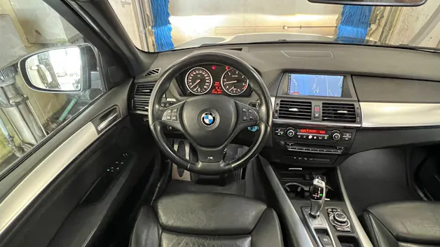 BMW X5 xDRIVE 40d STEPTRONIC M SPORT l 306 PS