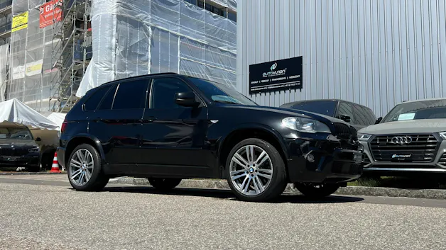 BMW X5 xDRIVE 40d STEPTRONIC M SPORT l 306 PS