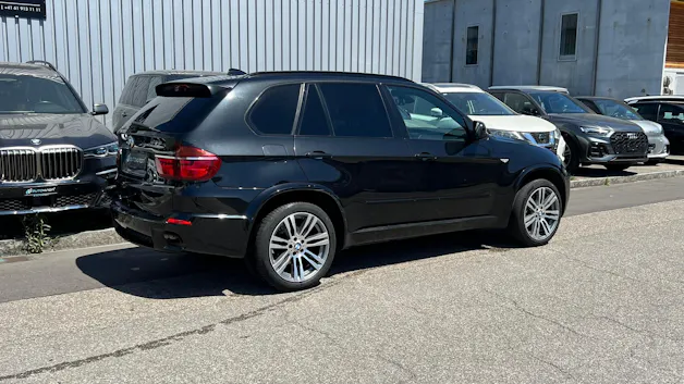 BMW X5 xDRIVE 40d STEPTRONIC M SPORT l 306 PS