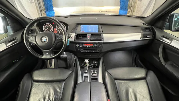 BMW X5 xDRIVE 40d STEPTRONIC M SPORT l 306 PS