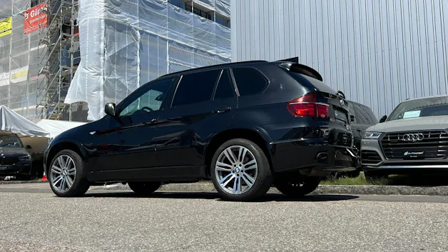 BMW X5 xDRIVE 40d STEPTRONIC M SPORT l 306 PS