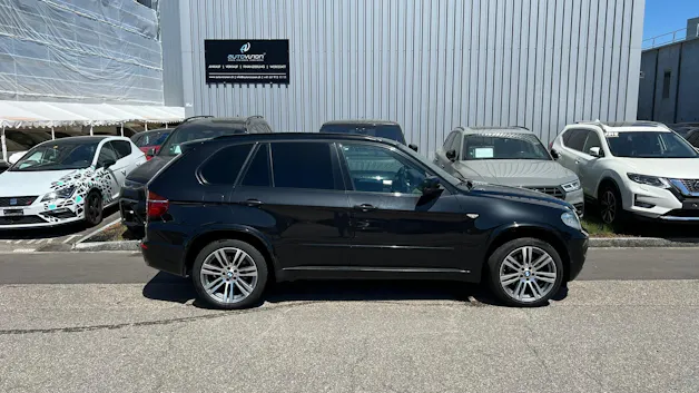 BMW X5 xDRIVE 40d STEPTRONIC M SPORT l 306 PS