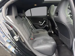 MERCEDES-BENZ A 250 AMG Line 4m