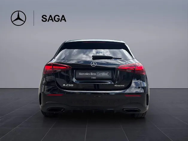 MERCEDES-BENZ A 250 AMG Line 4m