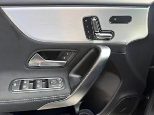 MERCEDES-BENZ A 250 AMG Line 4m