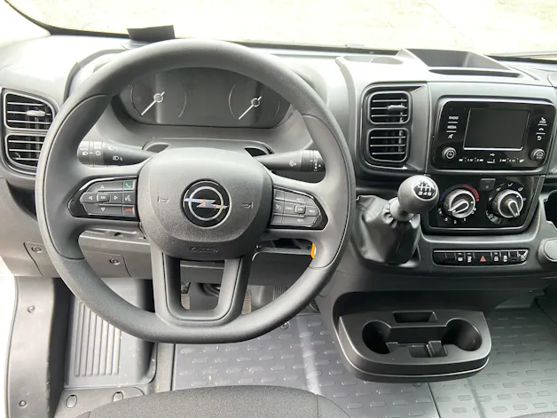 OPEL Movano 2.2 d 3,5t L3H2 180PS AHK