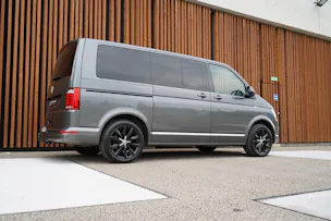 VW T6 MULTIVAN 2.0 Bi-TDI BUSINESS 4 MOTION DSG l 199 PS