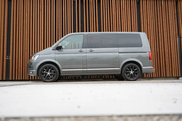 VW T6 MULTIVAN 2.0 Bi-TDI BUSINESS 4 MOTION DSG l 199 PS