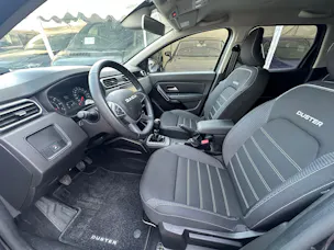 DACIA DUSTER TCe JOURNEY 4x2 l 131 PS