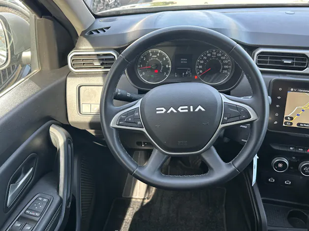 DACIA DUSTER TCe JOURNEY 4x2 l 131 PS