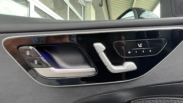 MERCEDES-BENZ C 180 AVANTGARDE SPORT l 170 PS