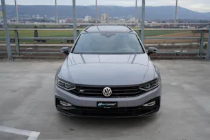 VW PASSAT VARIANT 2.0 TSI R-LINE EDITION BLACK 4MOTION DSG l 272 PS