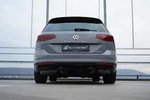 VW PASSAT VARIANT 2.0 TSI R-LINE EDITION BLACK 4MOTION DSG l 272 PS