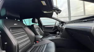 VW PASSAT VARIANT 2.0 TSI R-LINE EDITION BLACK 4MOTION DSG l 272 PS