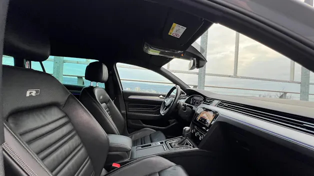 VW PASSAT VARIANT 2.0 TSI R-LINE EDITION BLACK 4MOTION DSG l 272 PS