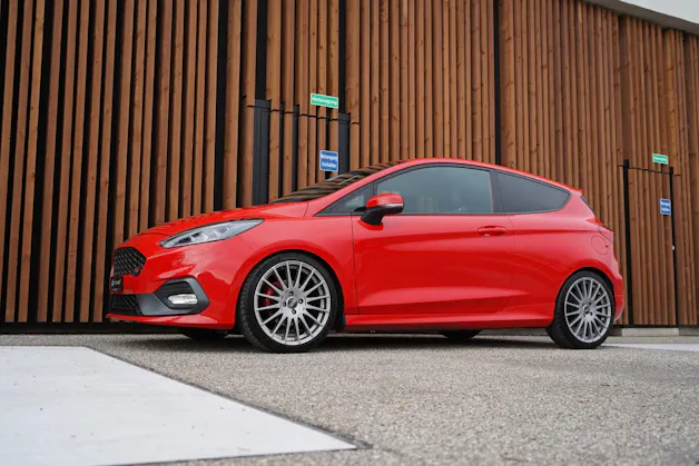 FORD FIESTA 1.5 SCTi ST3 PERFORMANCE PACK l 200 PS
